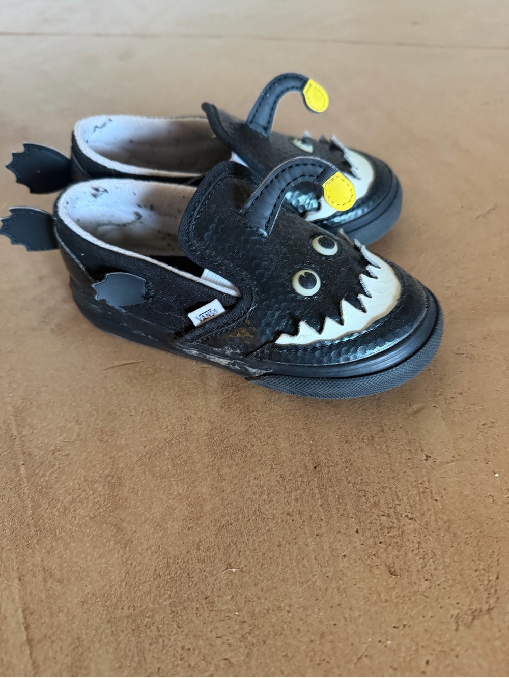 Vans Kids Black Monster/ angler fish Slip-On Sneakers 8T